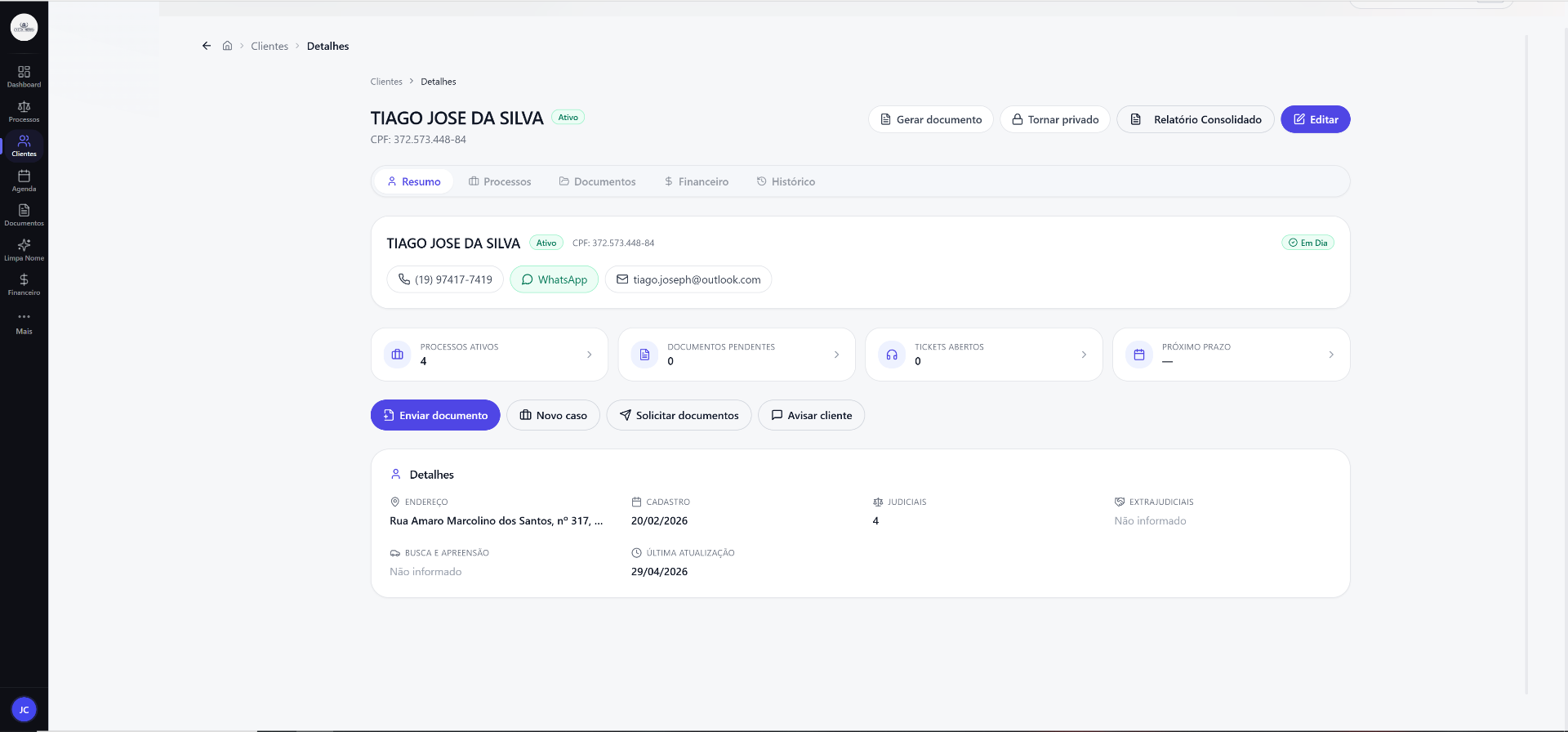 Perfil do cliente no Tellos Law com cards de Processos Ativos, Documentos Pendentes, Tickets Abertos e Próximo Prazo